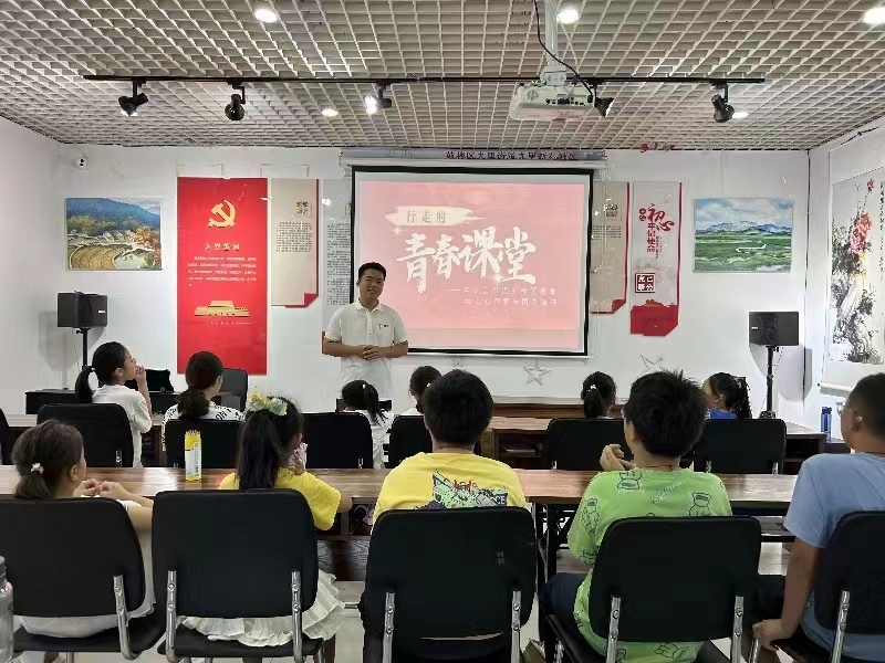 行走的“青春课堂”，江苏www.kaiyun.com技术学院探索社区教育新实践